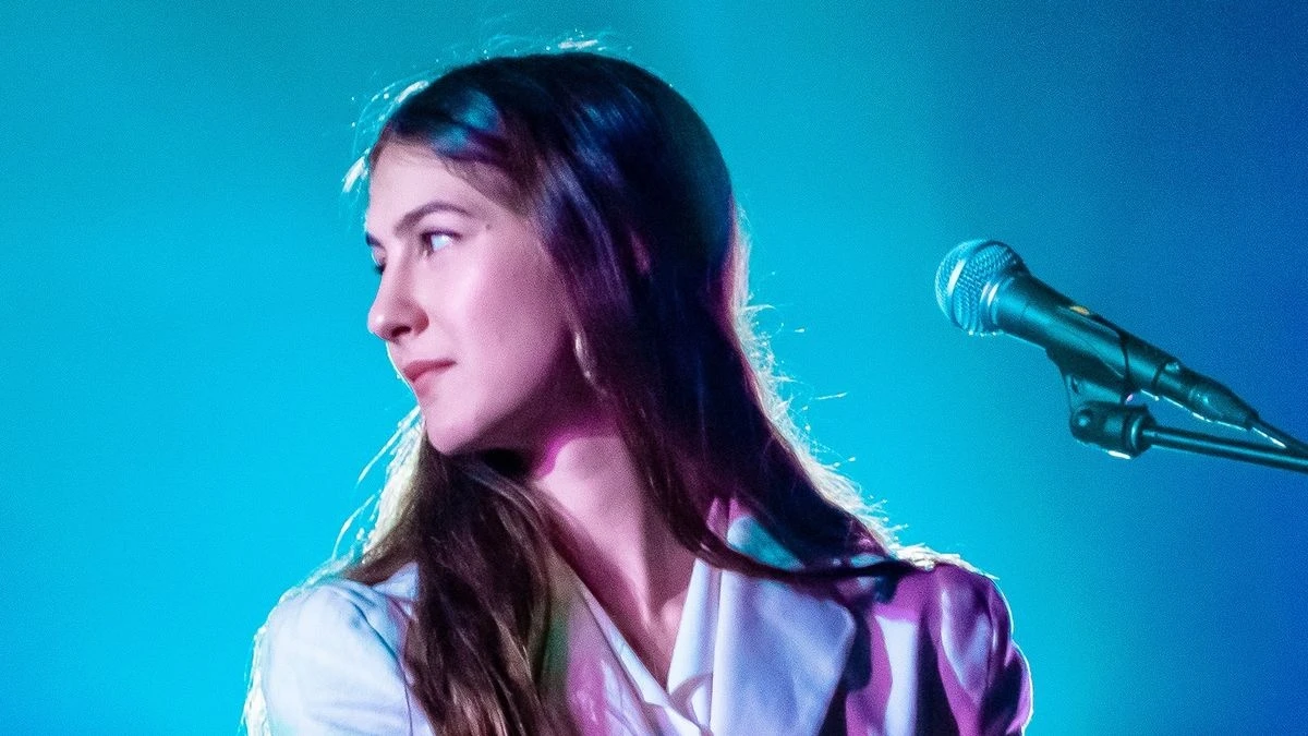 Weyes Blood Is Recording in a Room She Calls a Submarine