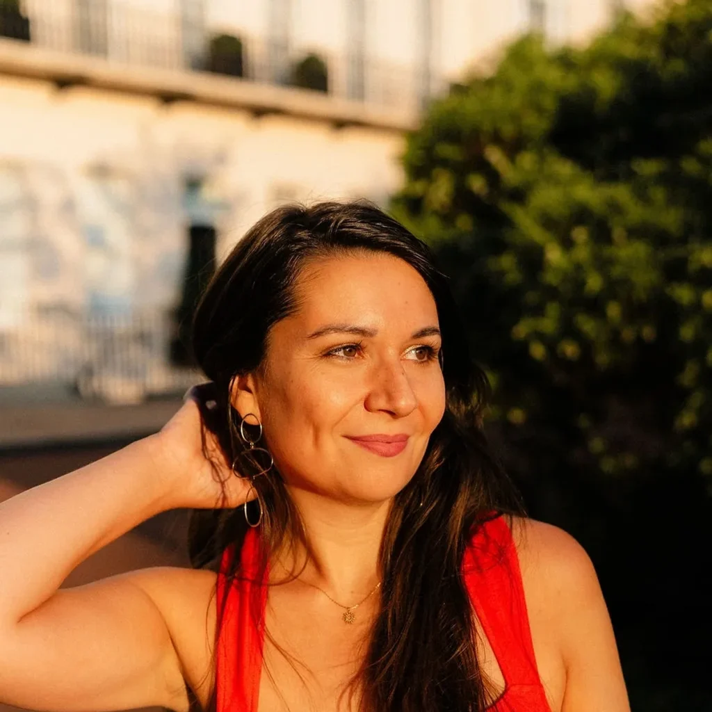 Stephanie Rodd Recovered Puts Piano Chords Before Words