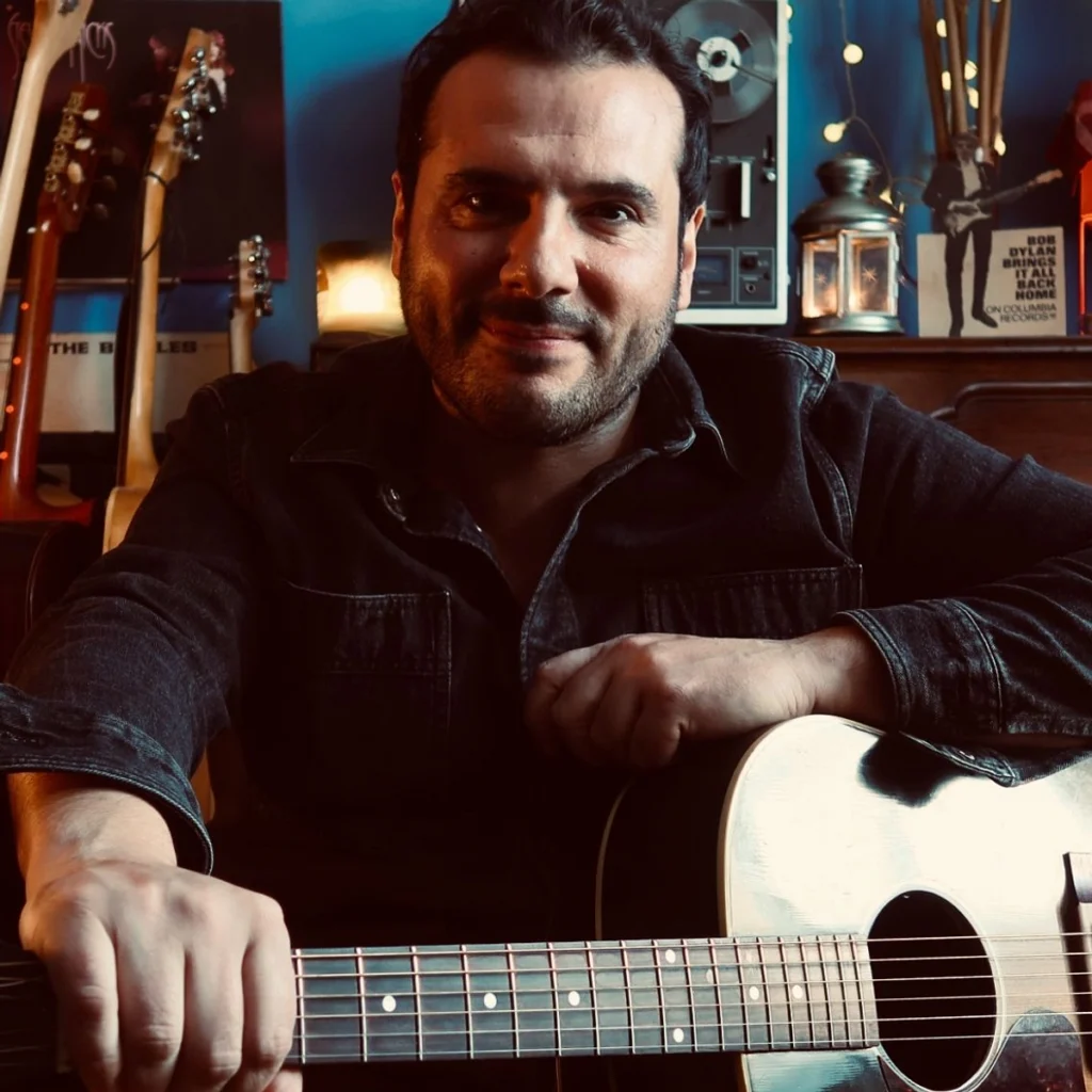 Folk Kitchen by Franc Cinelli: What the Microphone Hears