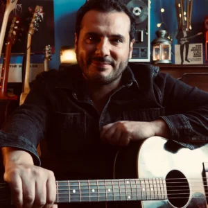 Folk Kitchen by Franc Cinelli: What the Microphone Hears