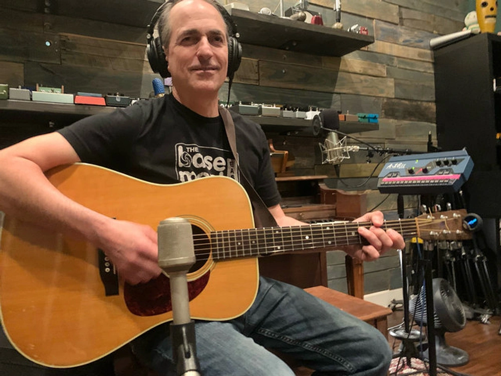 The Tell Alls, Studio Red and the Room in the Recording of Comin' On Strong